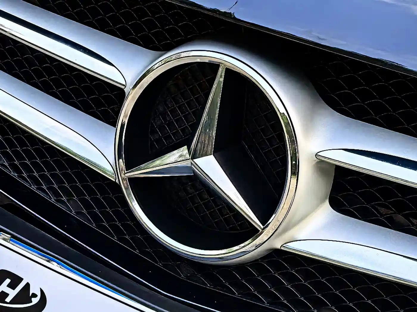 Mercedes-Benz C-Class 2015 Facelift C 200 L Sport фото 6