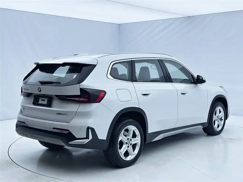 BMW X1 2023 sDrive20Li X Design Package фото 6