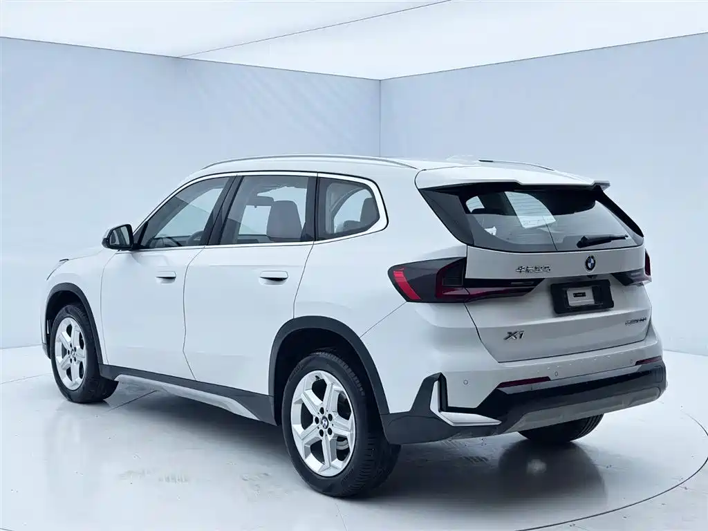 BMW X1 2023 sDrive20Li X Design Package фото 4