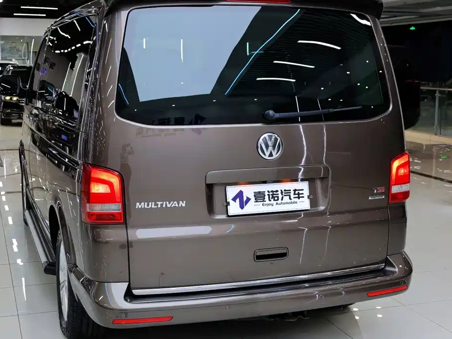 Volkswagen Multivan 2016 2012 2.0TSI 4WD Premium