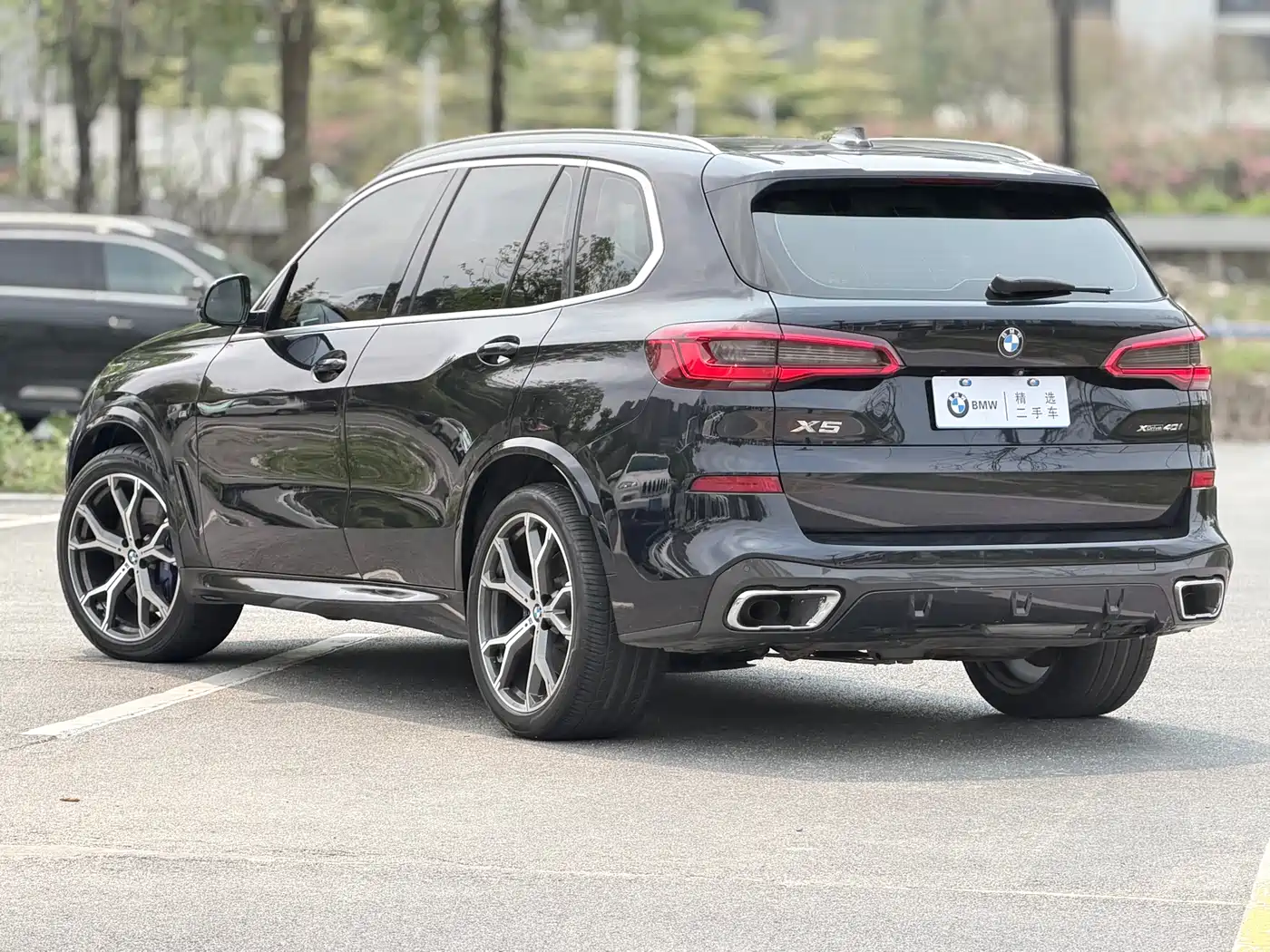 BMW X5 (Import) 2019 xDrive40i Exclusive M Sport Package фото 4