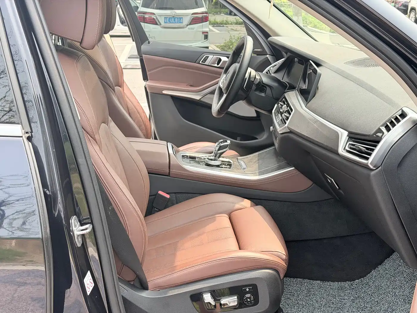 BMW X5 (Import) 2019 xDrive40i Exclusive M Sport Package фото 7