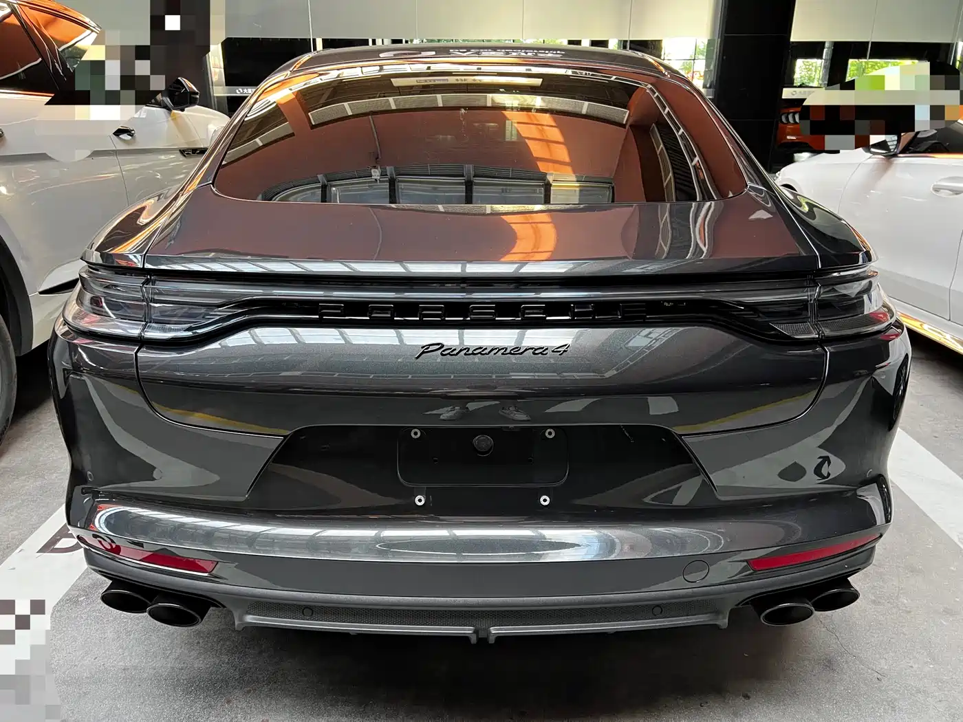 Porsche Panamera 2023 Panamera Executive Long Wheelbase Platinum Edition 2.9T фото 22
