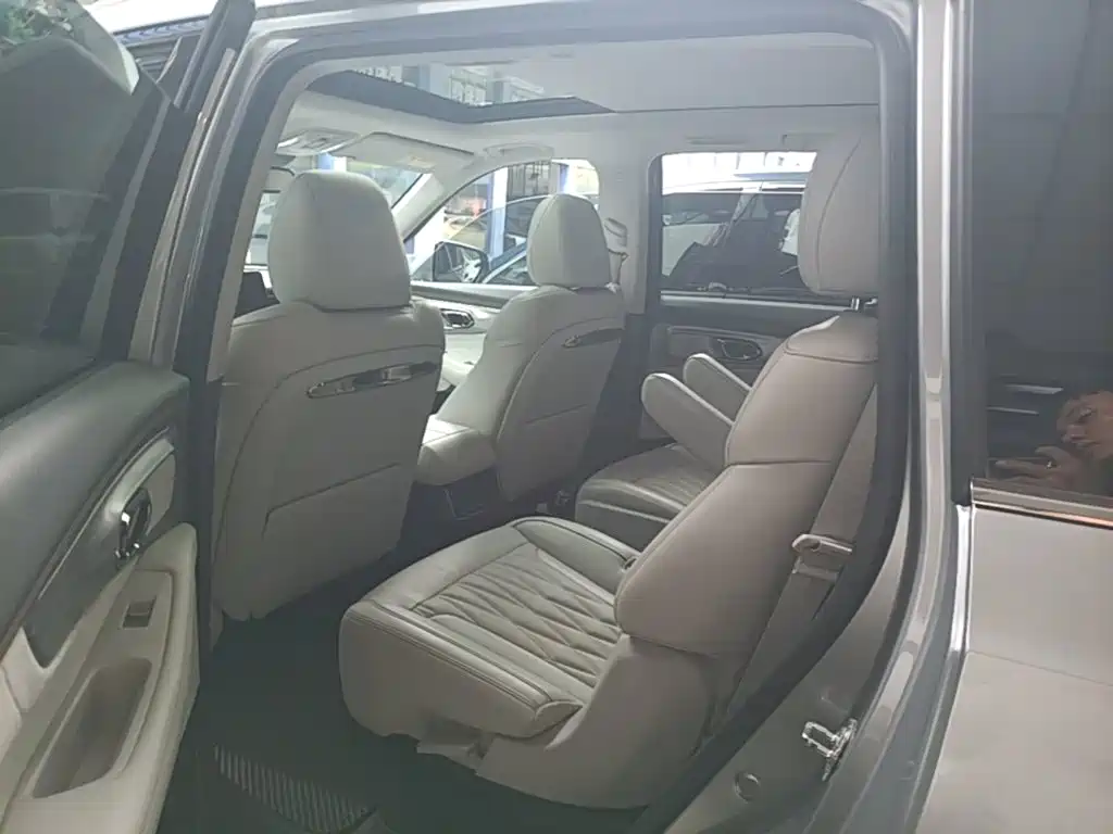 Photo 17 - GAC Trumpchi Trumpchi GS8