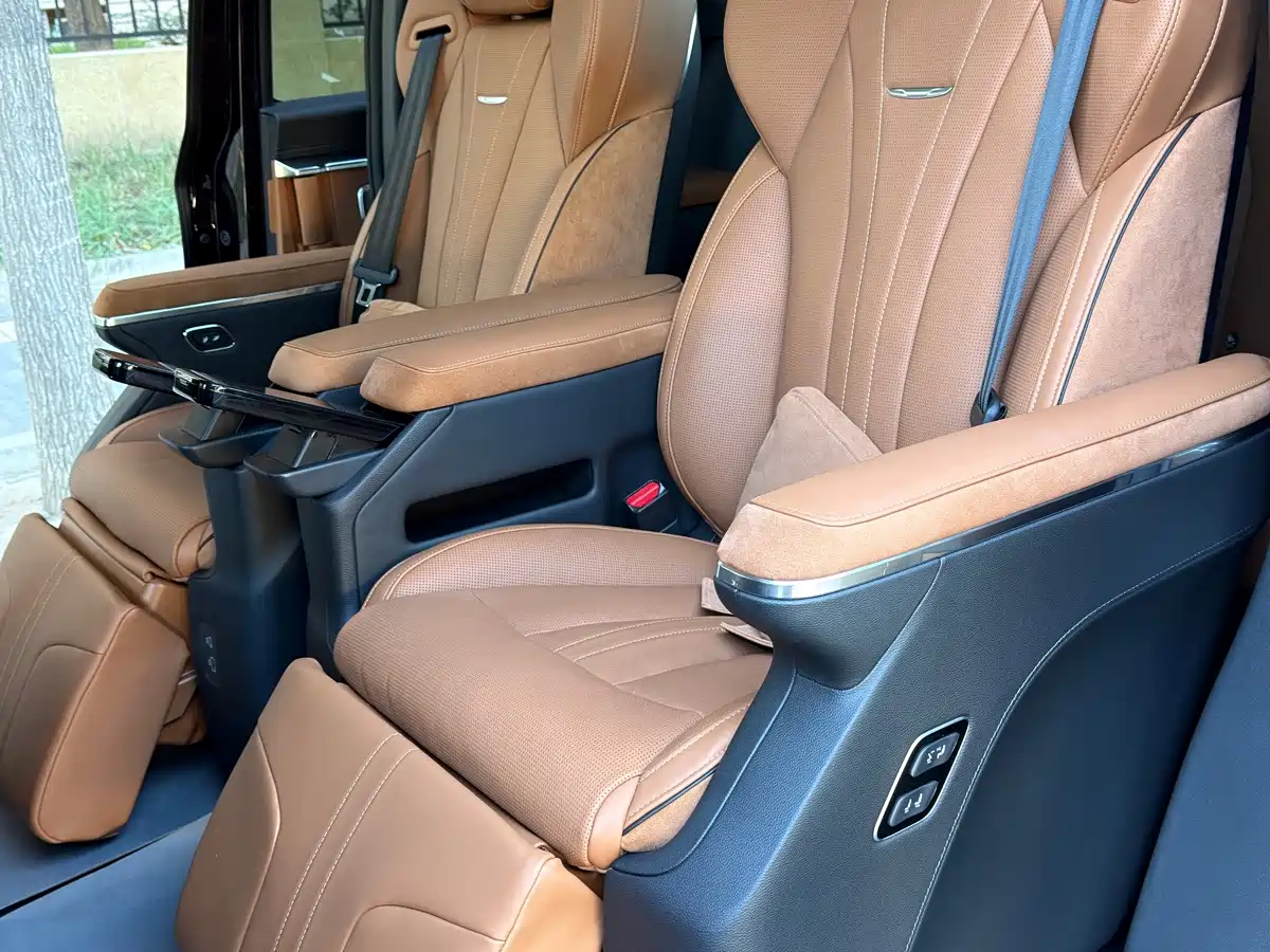 Hongqi HQ9 PHEV 2025 2024 Model 2.0T AWD Luxury Edition