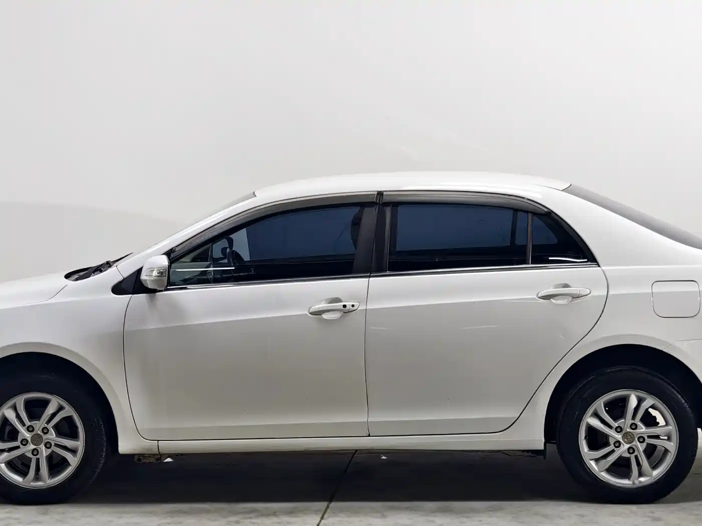 BYD Surui 2014 2015 1.5L Manual Comfort Model
