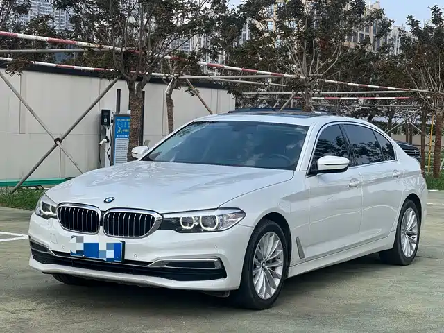 BMW 5 Series 2020