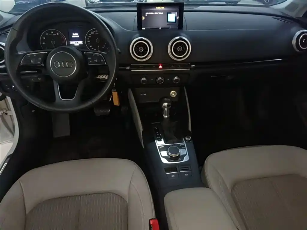 Audi A3 2020 Limousine 35 TFSI Fashion China VI фото 10