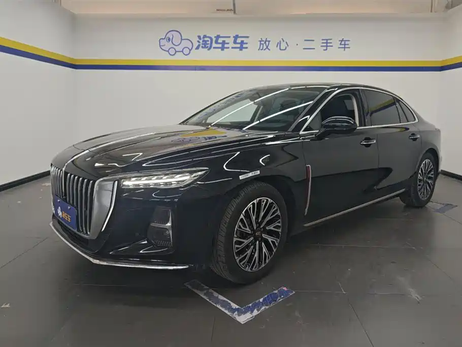 Hongqi H5 2024 2.0T Automatic Smart Connect Flag Smooth Edition