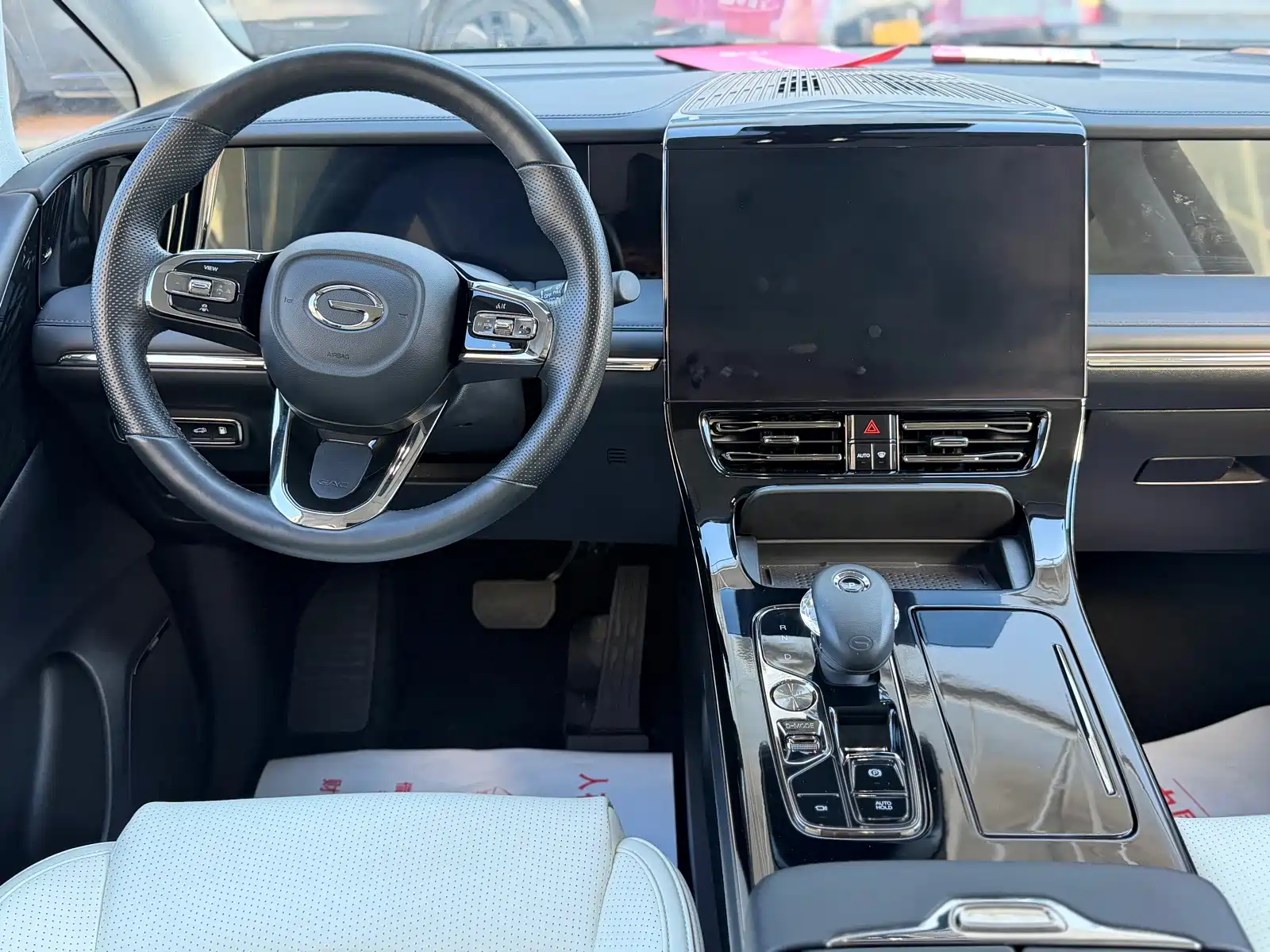 Фото 10 - GAC Trumpchi Trumpchi E9