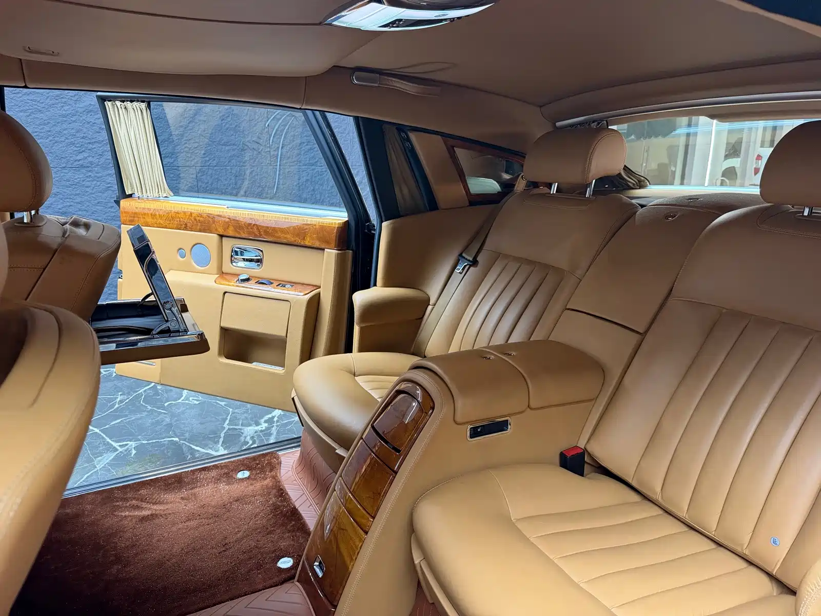 Фото 7 - Rolls-Royce Phantom