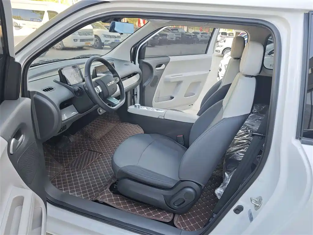 CHANGAN CHANGAN LUMIN