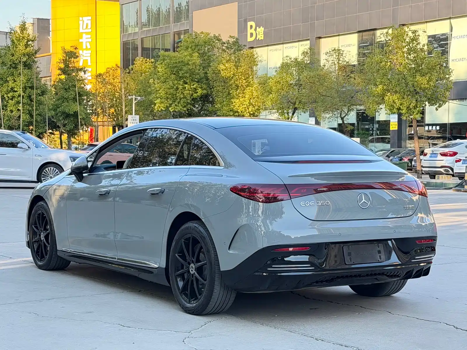 Фото 7 - Mercedes-Benz EQE