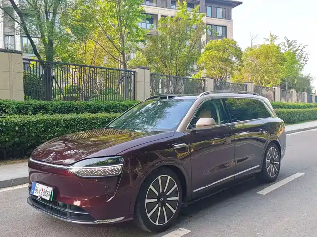 AITO Wenjie AITO M9 2025 Extended Range Ultra 52kWh 6-Seater