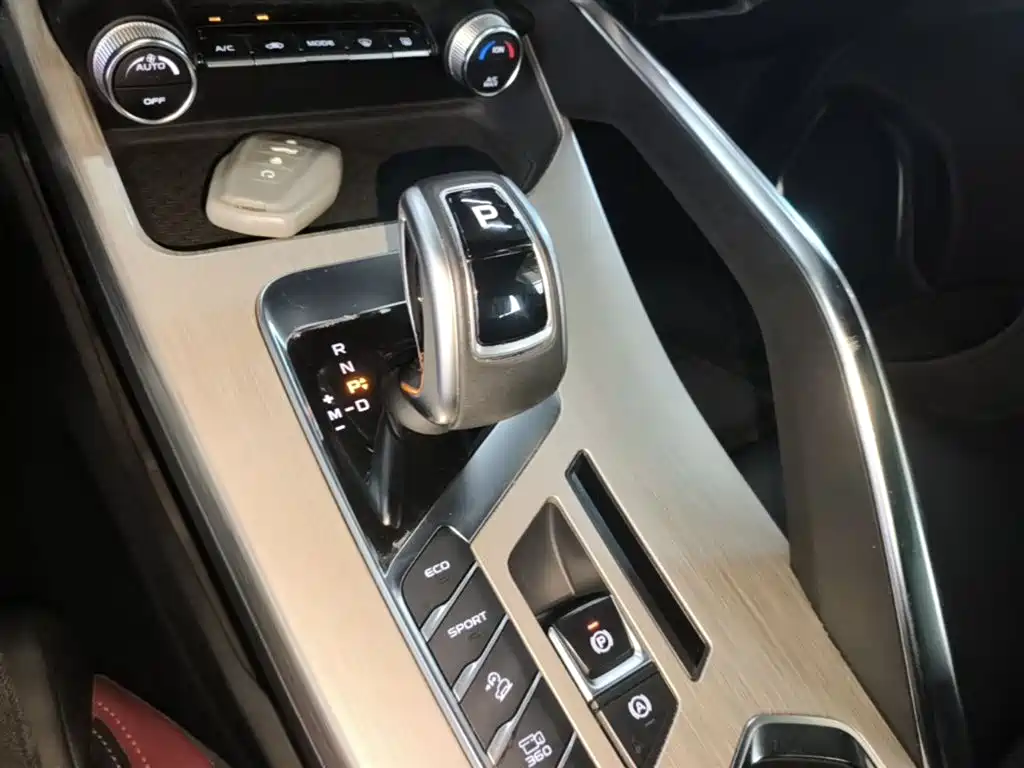 Geely Binyue 2019 2019 Sport 260T DCT Battle China V