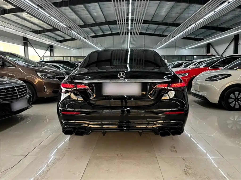 Mercedes-Benz E-Class 2023 E 260 L Sport фото 5
