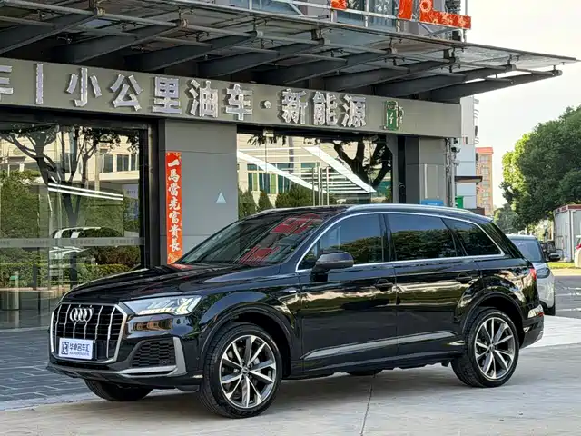  Audi Audi Q7 2021 55 TFSI quattro S line Sport