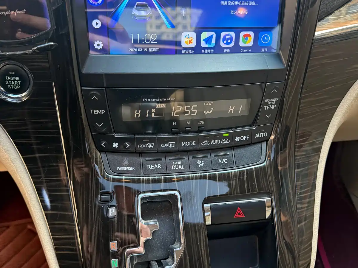 Toyota Alphard 2011 Model 2.4L Luxury фото 18