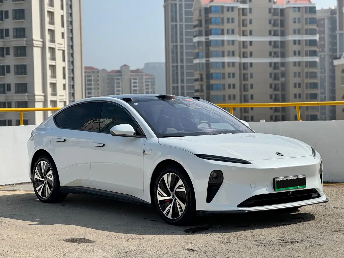 NIO NIO ET5