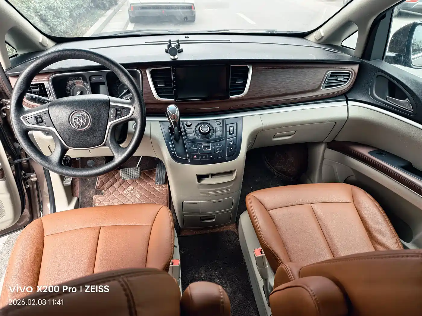 Buick GL8 2018 28T Comfort China VI фото 9