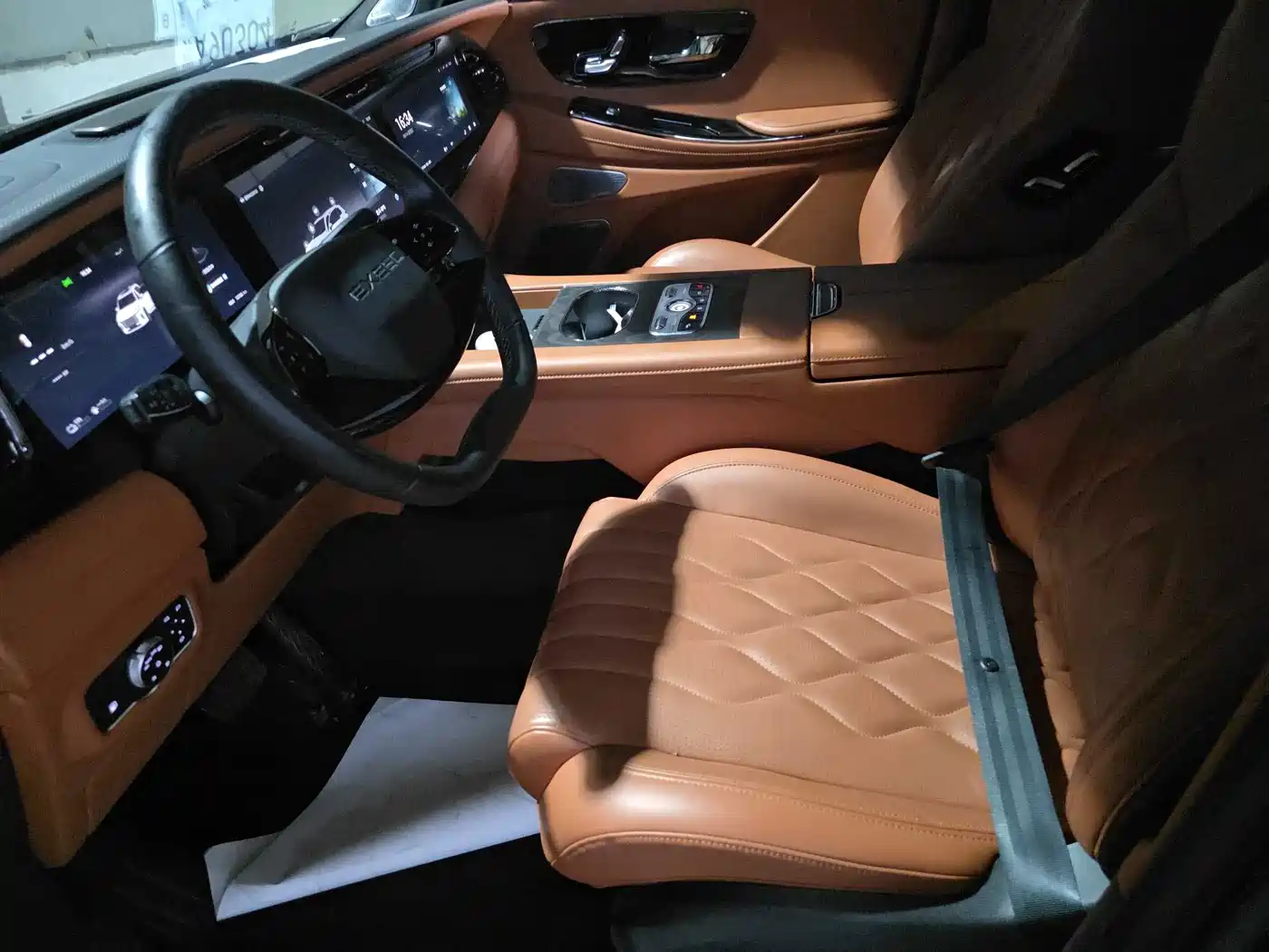 Exeed Landmark C-DM 2025 2025 180 Ultra Long Range AWD (6-Seater)