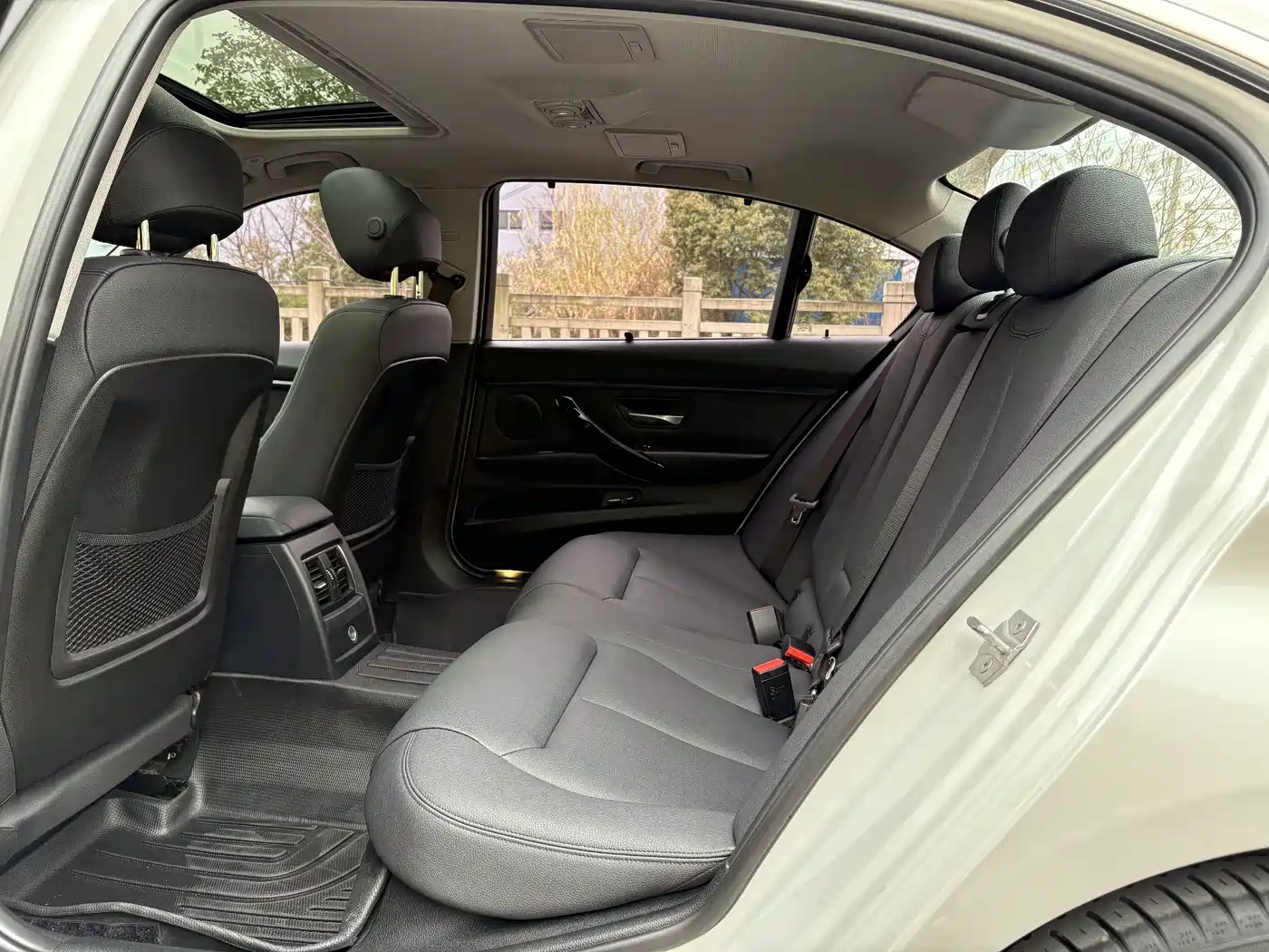 BMW 3 Series 2017 320Li Fashion фото 9
