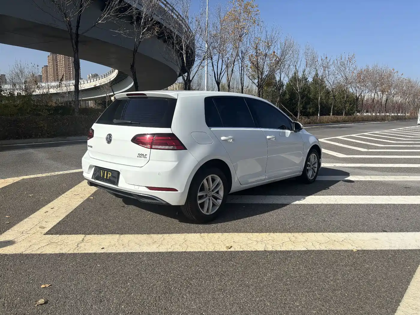 Volkswagen Golf 2018 230TSI Automatic Comfort фото 10