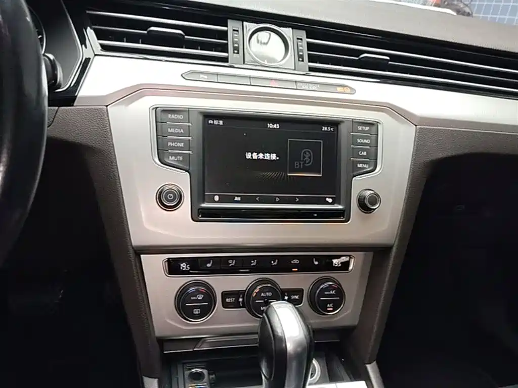 Volkswagen Weilan 2016 380TSI 2WD Comfort Edition фото 13