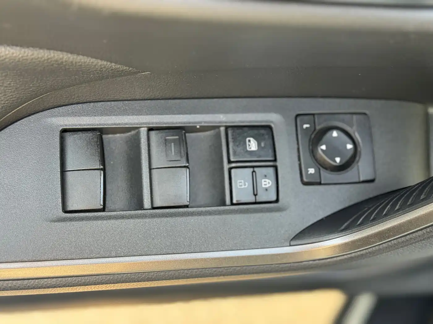 Toyota Wildlander 2020 2.0L CVT AWD Tech Edition фото 24