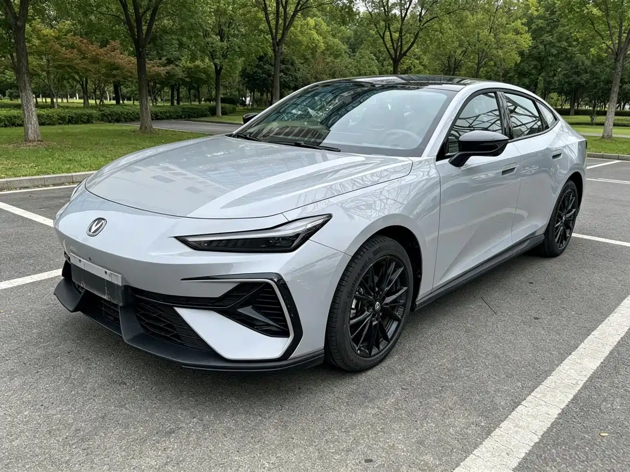 Changan UNI-V 2025 1.5T 500Bar Premium Edition