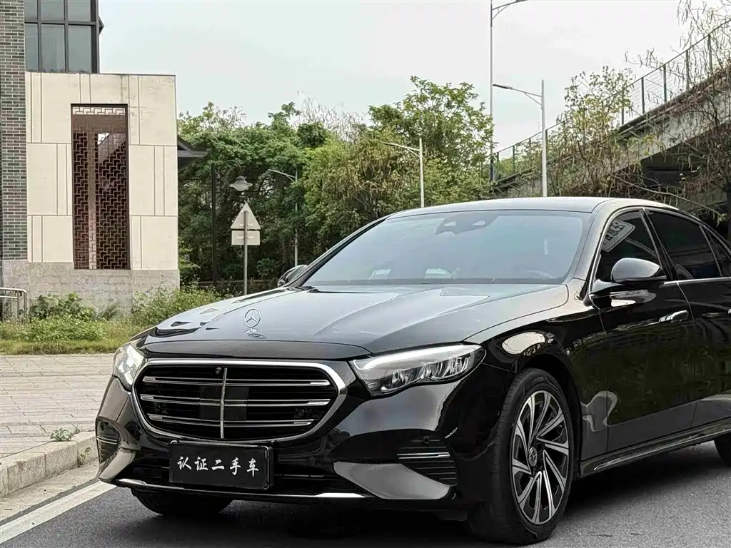 Mercedes-Benz E-Class 2024 Model E 300 L Luxury фото 13