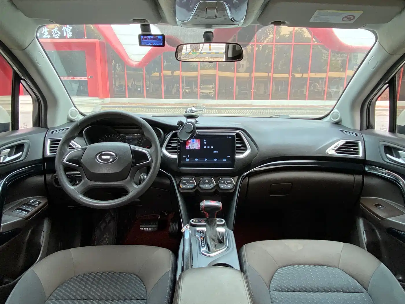 GAC Trumpchi Trumpchi GS4 2017 200T G-DCT 2WD Comfort фото 6