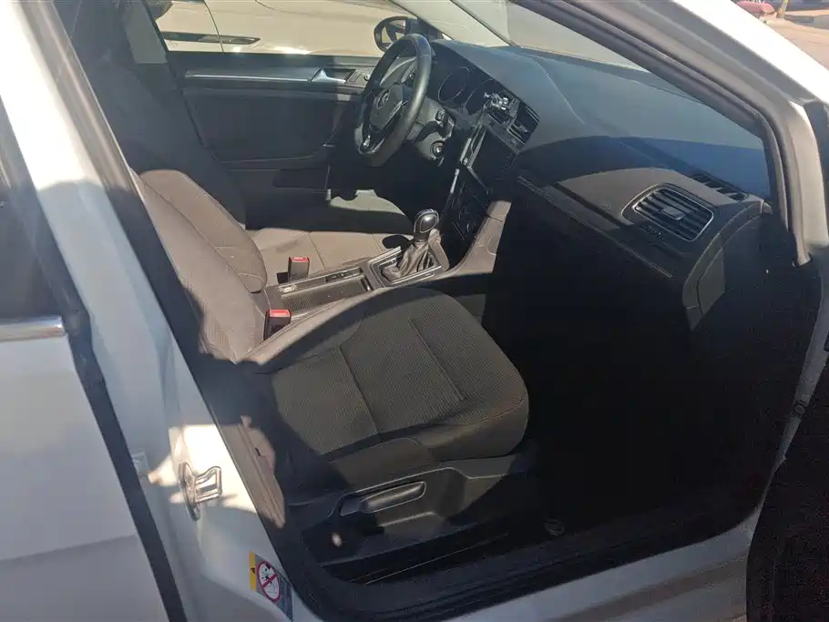 Volkswagen Golf 2015 1.4TSI Automatic Comfort фото 8