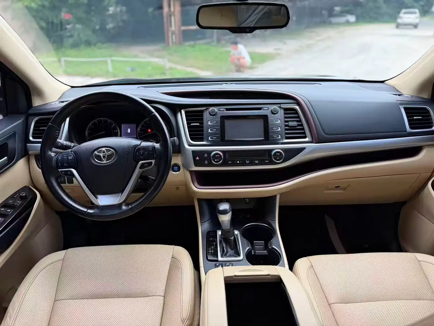 Toyota Highlander 2017 2.0T 4WD Premium 7-Seater фото 9