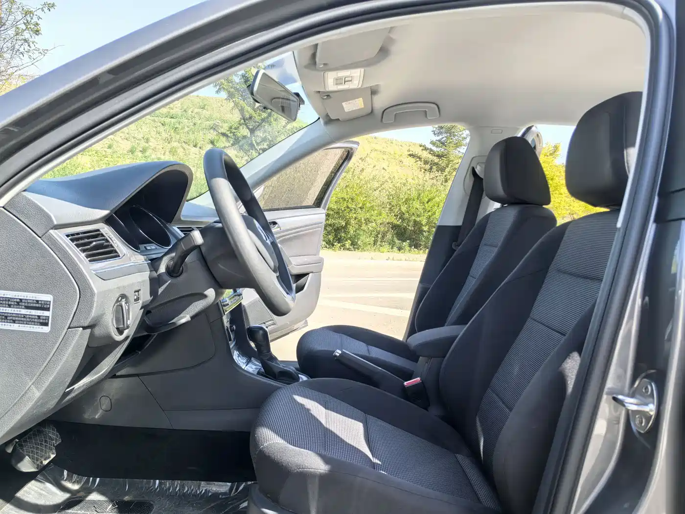 Volkswagen Bora 2016 Model 1.6L Automatic Fashion фото 8