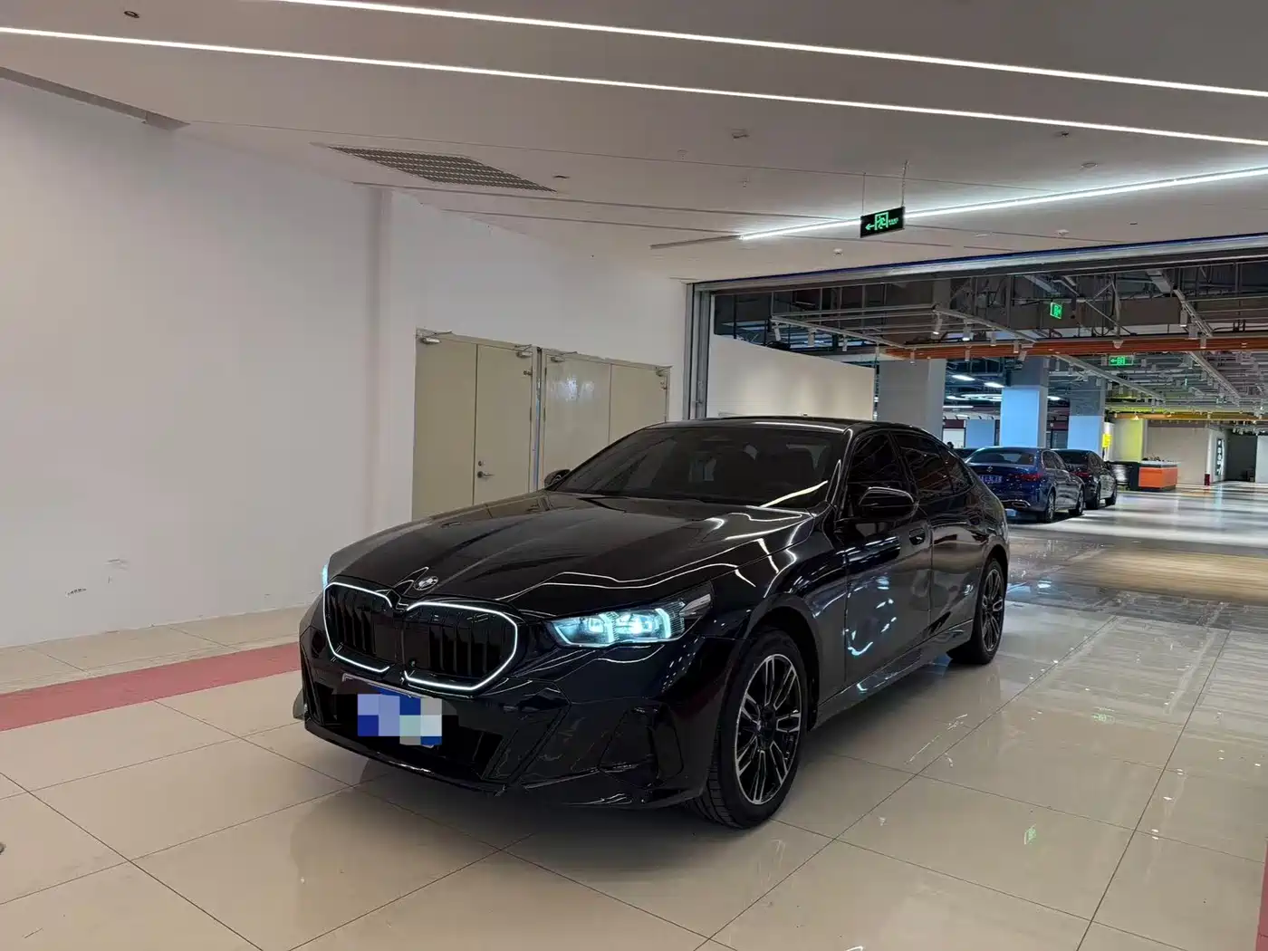 BMW 5 Series 2024 530Li Leading M Sport Package