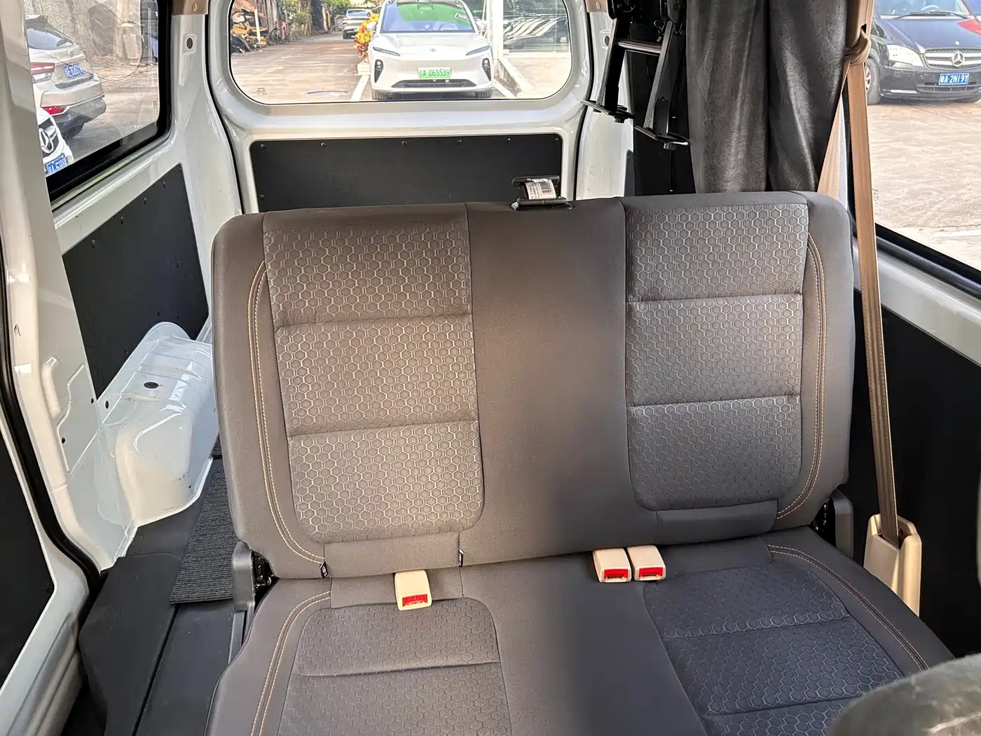 Changan Kaicheng Changan Ruixing EM80 2024 2023 Liftgate 6-Seater Comfort 38.7kWh