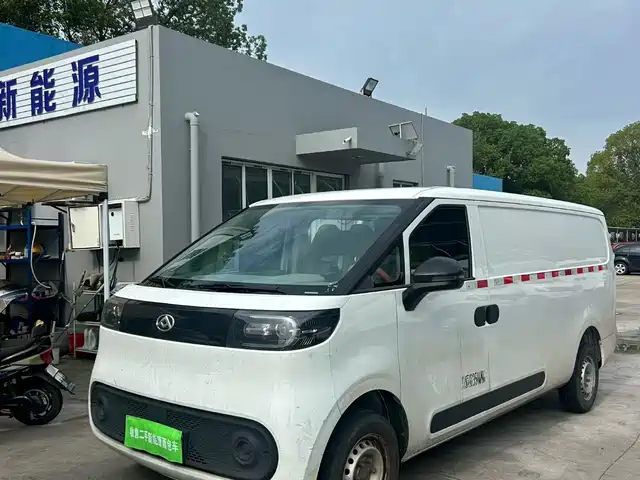 SAIC Maxus Dana V1 2025