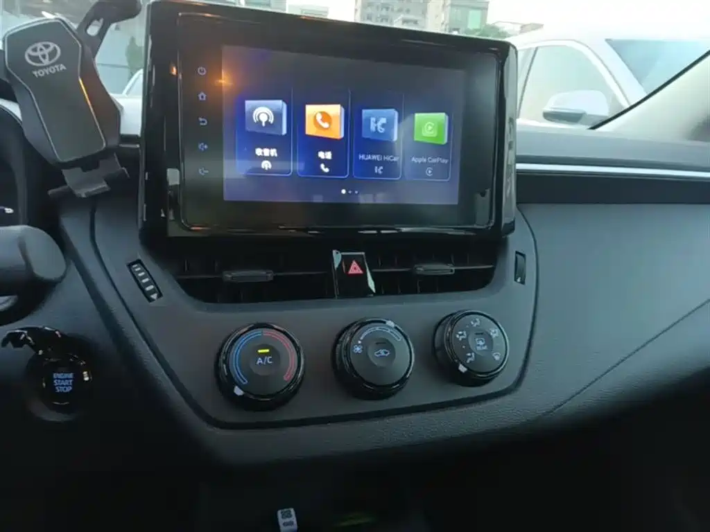 Toyota Corolla 2021 1.2T S-CVT Pioneer PLUS Edition фото 13