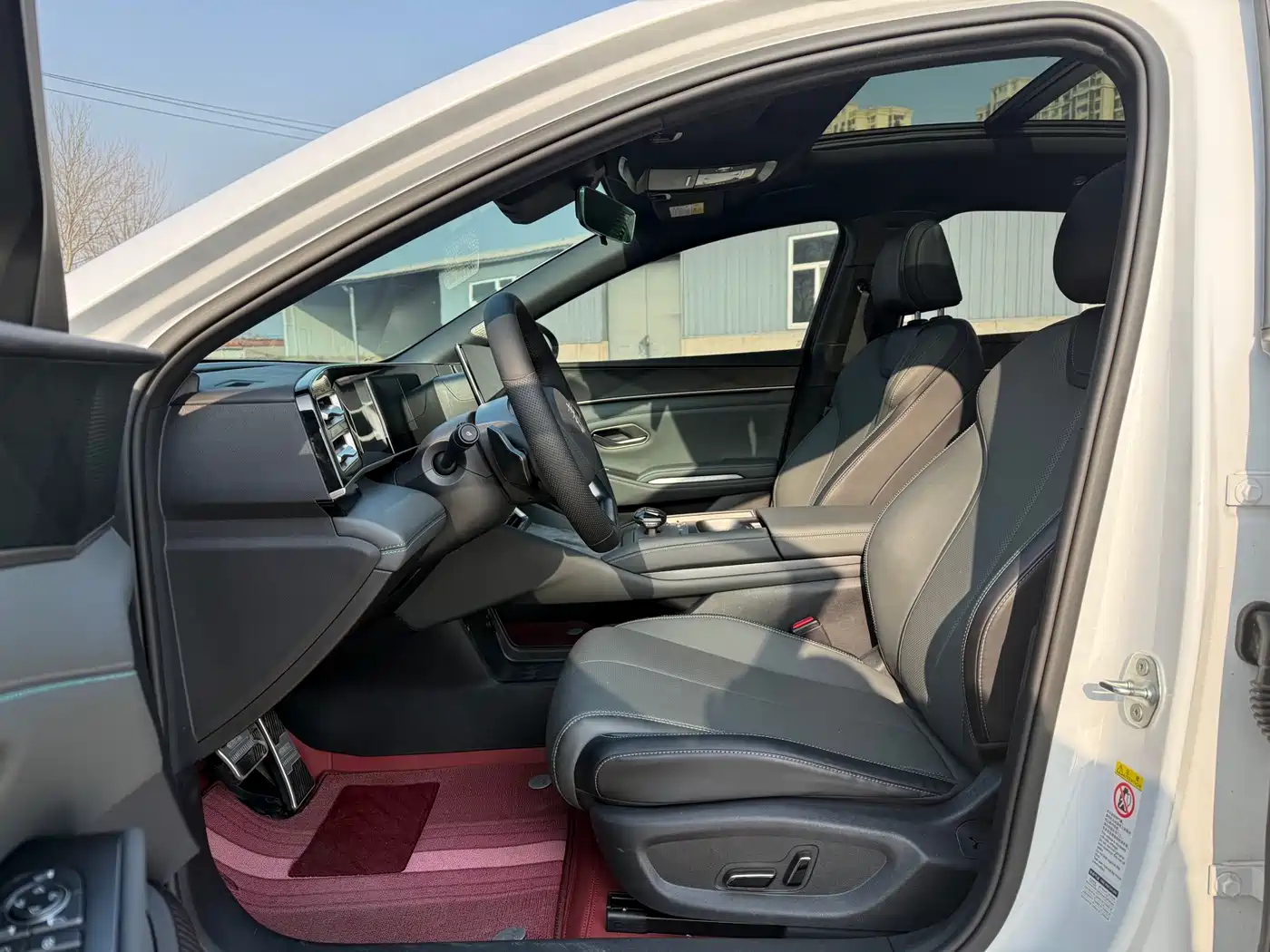 BYD Qin L 2025 DM-i Smart Drive Edition 120KM Surpassing фото 18