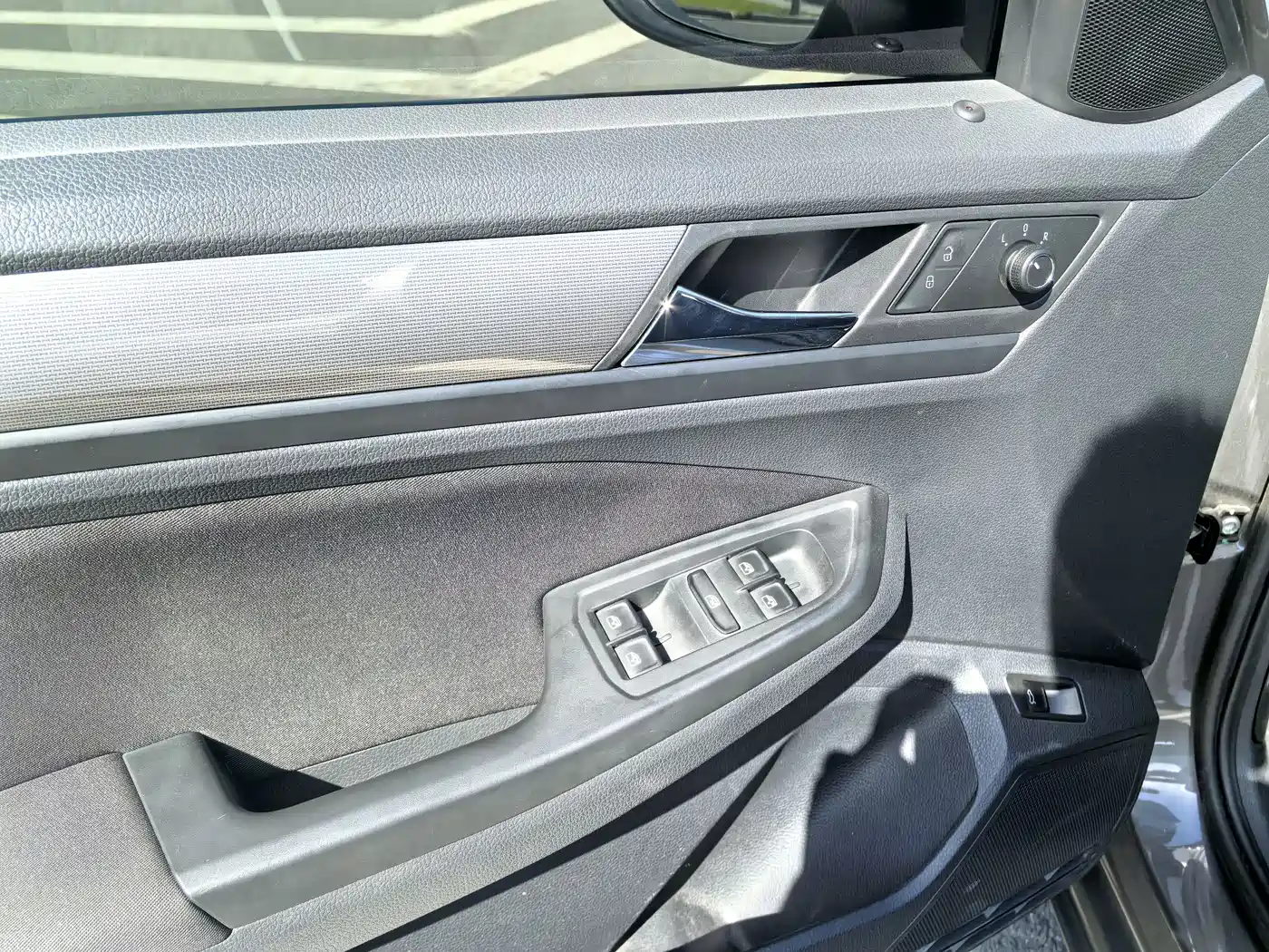 Volkswagen Bora 2016 Model 1.6L Automatic Fashion фото 10