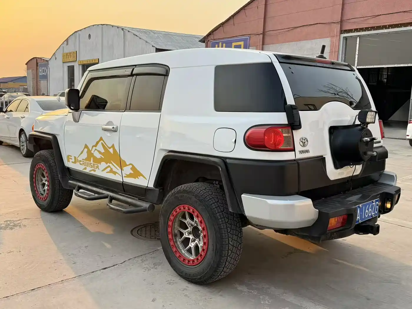 Toyota FJ Cruiser 2007 4.0L фото 6