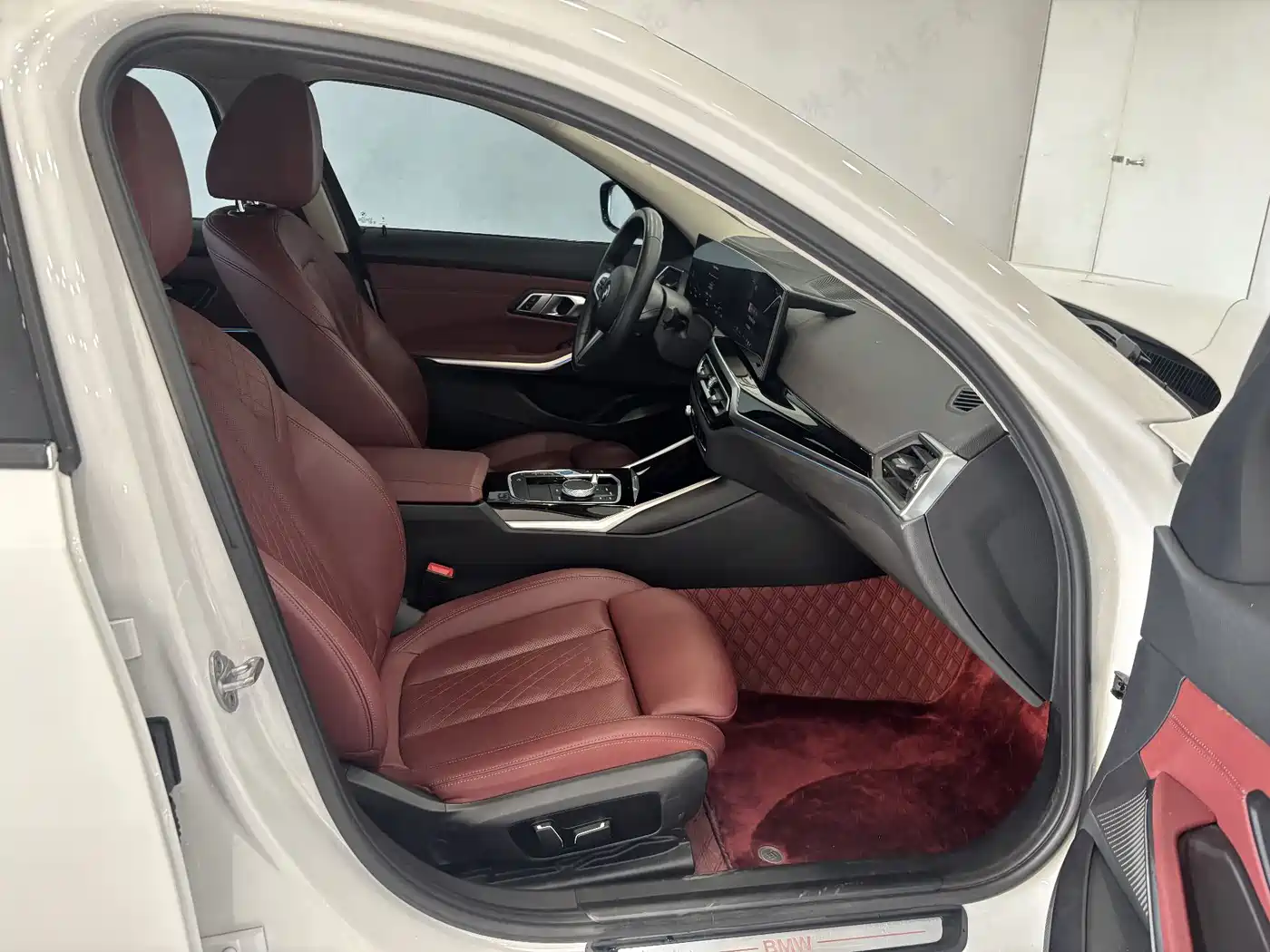 BMW i3 2024 eDrive 35 L фото 27