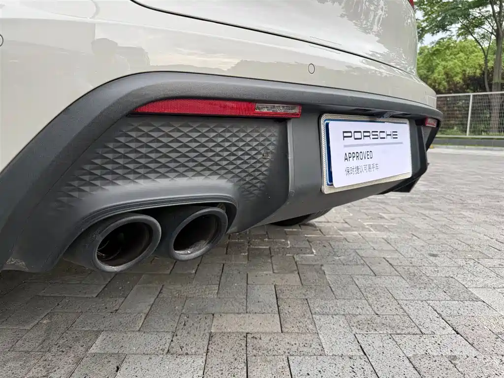 Porsche Macan 2023 Macan 2.0T фото 12