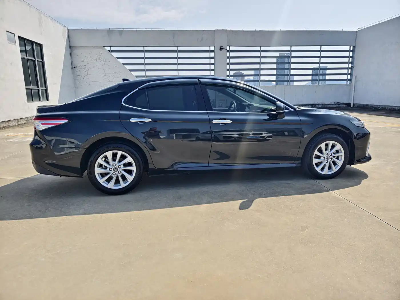 Toyota Camry 2021 2.0G Luxury Edition фото 7