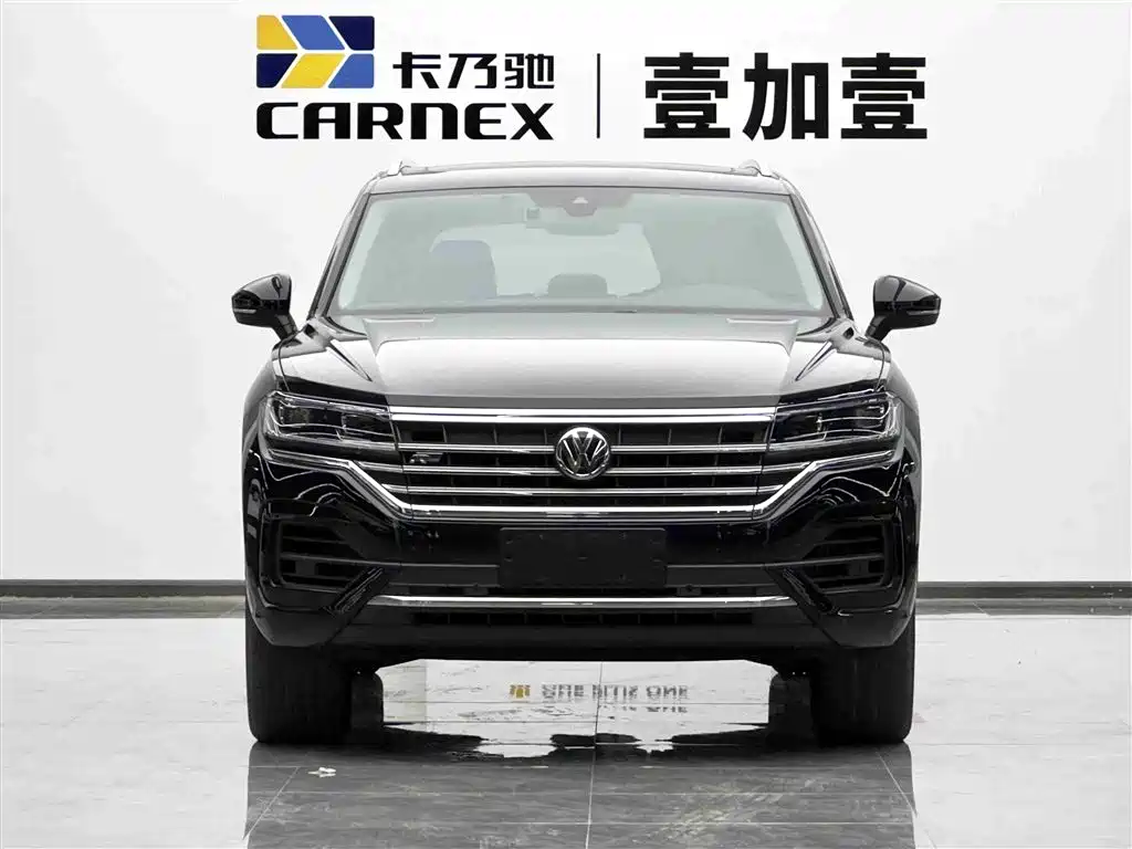 Volkswagen Touareg 2019 3.0TSI Sharp Edge Edition China VI фото 2