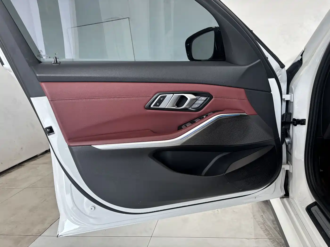 BMW i3 2024 eDrive 35 L фото 11