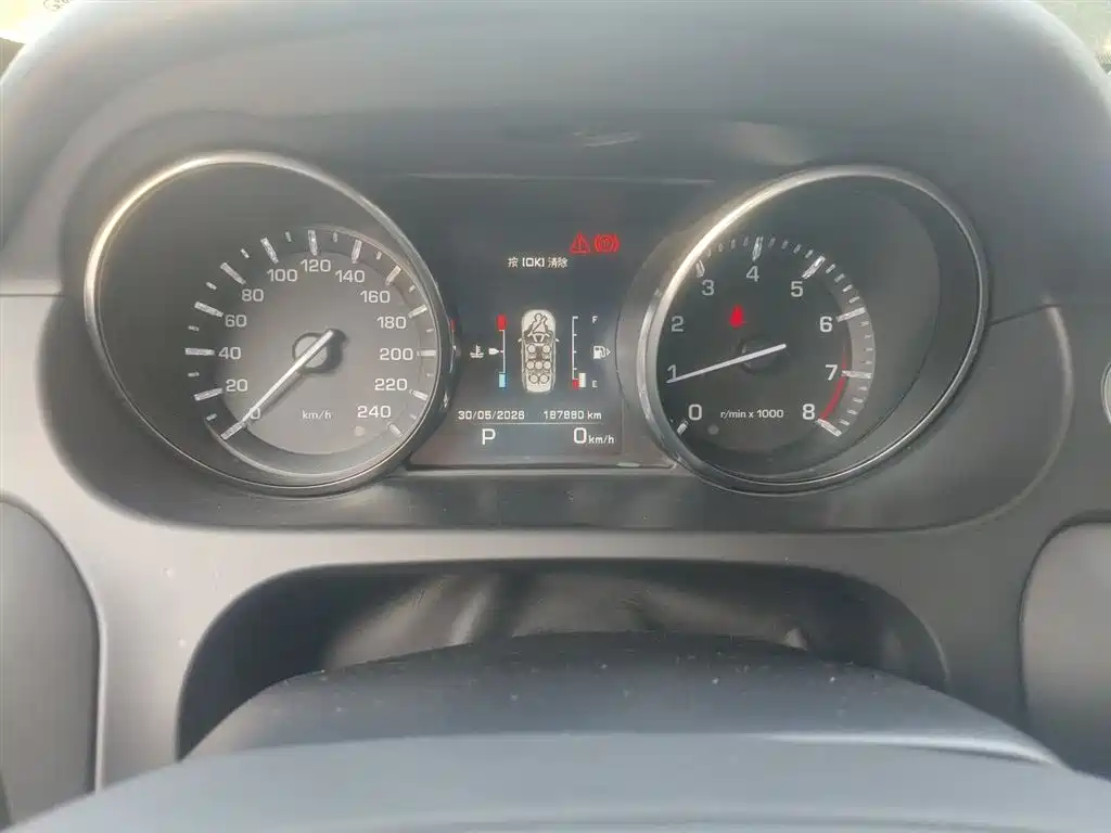 Land Rover Discovery Sport 2016 2.0T HSE фото 13