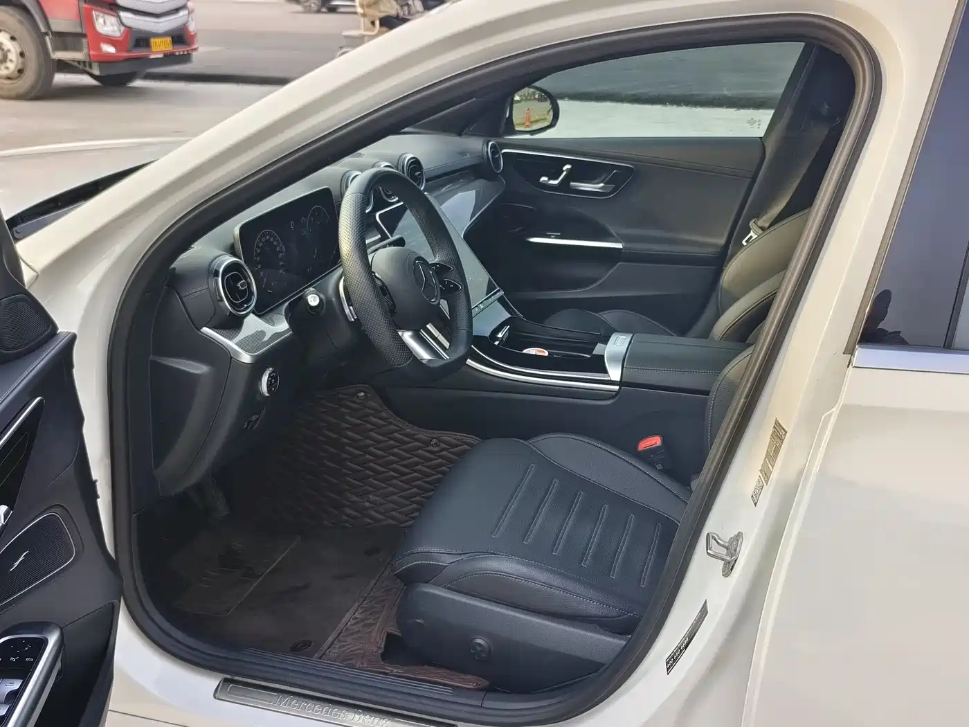 Mercedes-Benz C-Class 2024 C 200 L Sport Edition фото 5