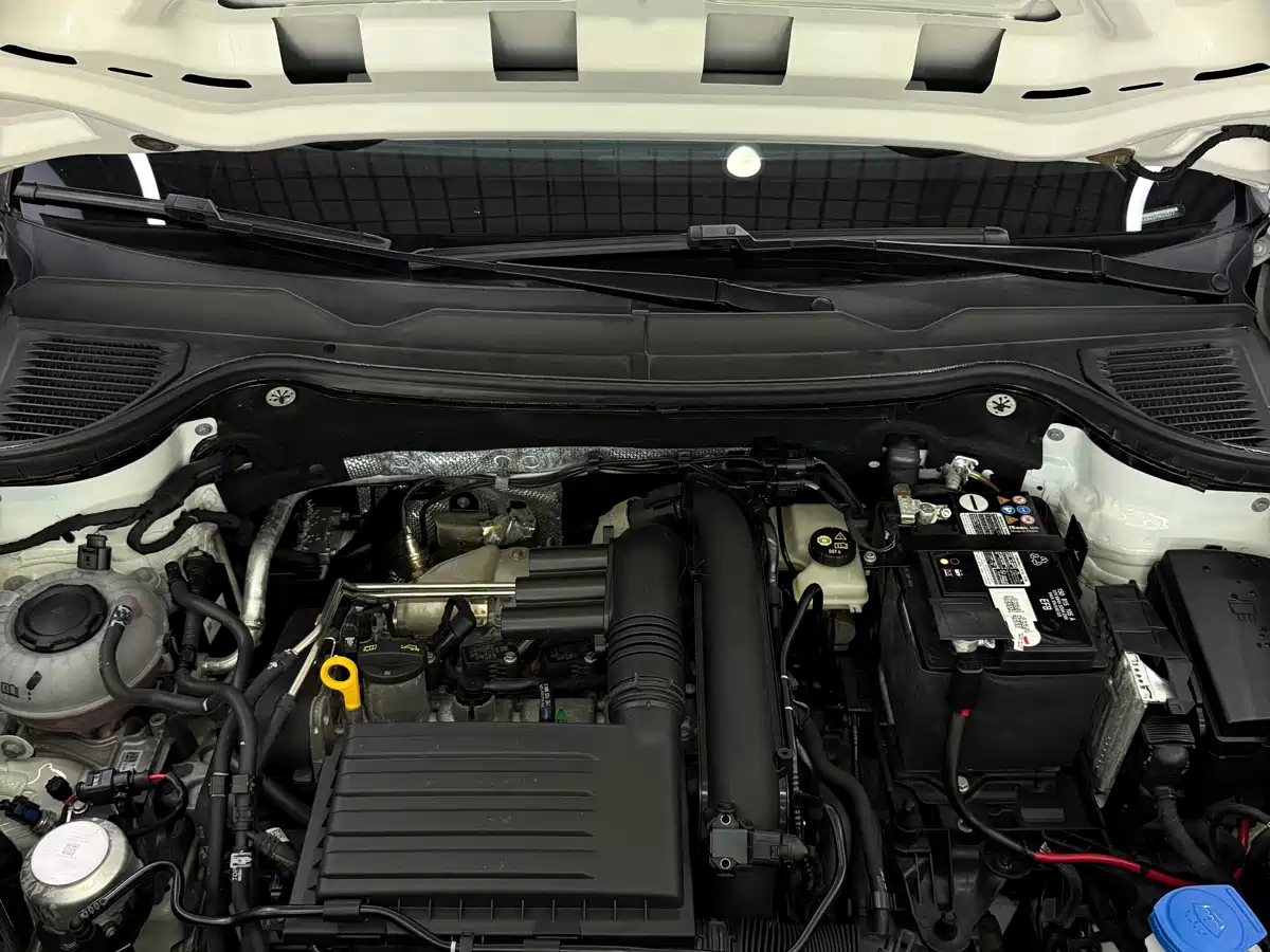 Volkswagen Tharu 2022 280TSI FWD Luxury Edition фото 22